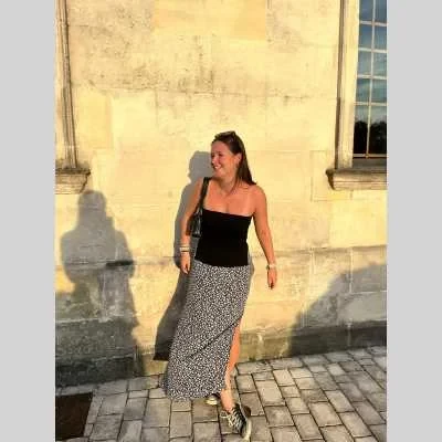 Coline, babysitter à Merpins