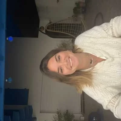 Leïla, babysitter à Saint Jean de Luz