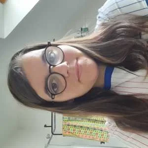 Léa , babysitter à Combrit