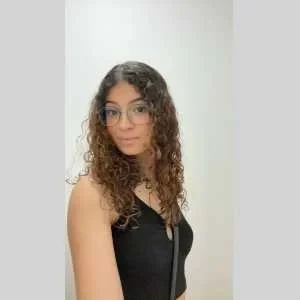 Mae, babysitter à Mercuer