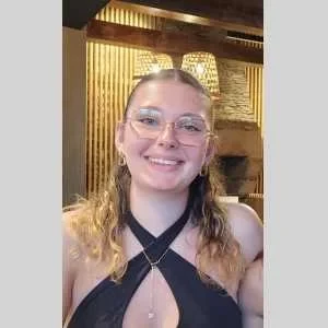 Emie, babysitter à Guignes