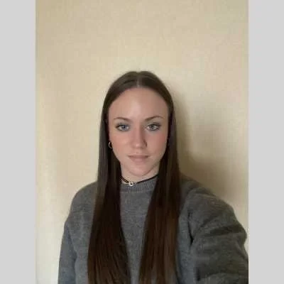 Oceane , babysitter à Portes les Valence