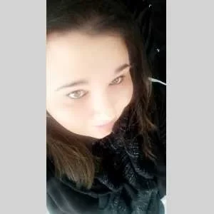 Amélie, babysitter à Villaines sous Luce