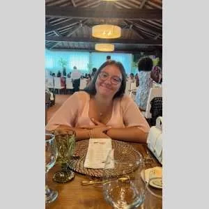 Mariana, babysitter à Meze