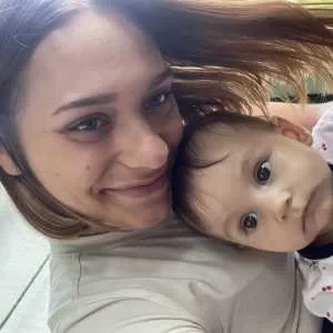 Zoé, babysitter à Villers Bretonneux