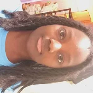 Prisca, babysitter à Saint Denis