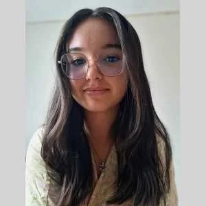 Mayssa , babysitter à Listrac Medoc