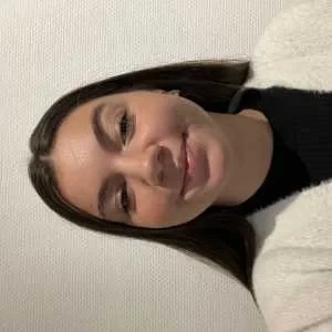 Maude, babysitter à Troyes