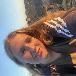 Océane, babysitter à Saint Germain les Arpajon