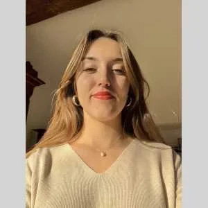 Léa, babysitter à Angers