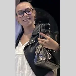 Margot , babysitter à Pecquencourt