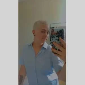 Shania, babysitter à Germignac