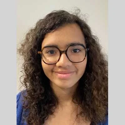 Sarah, babysitter à La Roche sur Yon