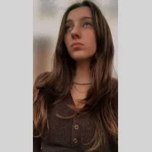 Lou-anne , babysitter à Angers