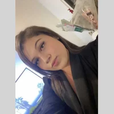 Vahina , babysitter à Bergerac