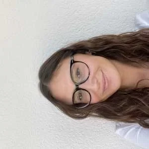 Constance, babysitter à Saint Sornin