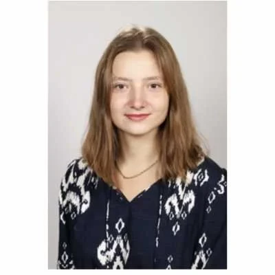 Clara, babysitter à Puteaux