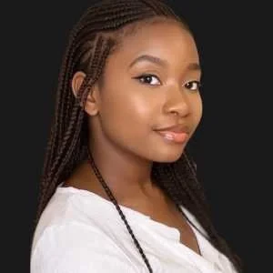 Taylor, babysitter à Chatenay Malabry