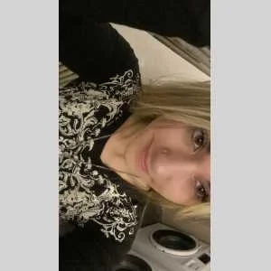 Celena, babysitter à Saint Etienne