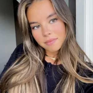 Ines , babysitter à Franconville