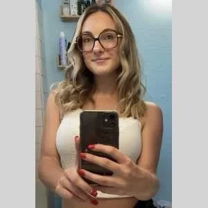 Angie, babysitter à Val d Arc