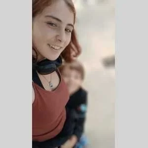 Eyden, babysitter à Lunel