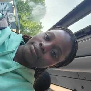 Habibath, babysitter à Creteil