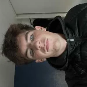 Rémi, babysitter à Bruges