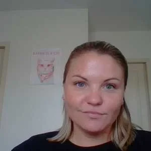 Ophelie , babysitter à Chateau Landon