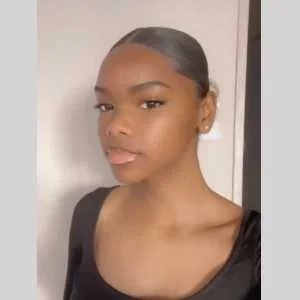 Aimerine, babysitter à Creteil