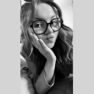 Alicia , babysitter à Cannectancourt