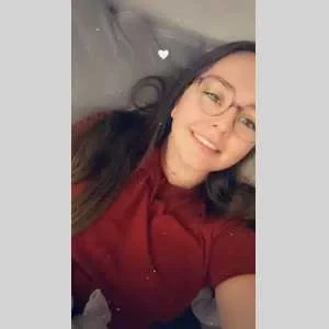 Périne, babysitter à Filliere