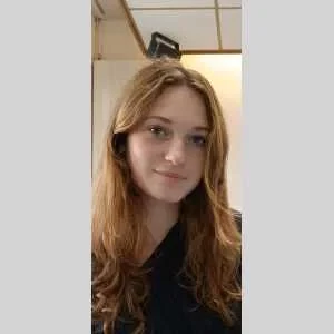 Lalie, babysitter à Saint Zacharie