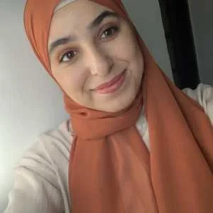 Rima, babysitter à Villemomble