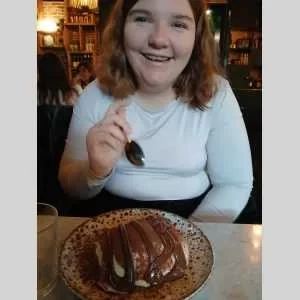 Mélodie , babysitter à Vanves