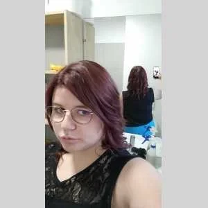 Alison, babysitter à Curbans