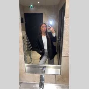 Clara, babysitter à Six Fours les Plages