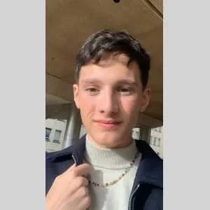 Louis, babysitter à Dijon