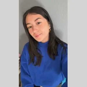 Clara, babysitter à Talence