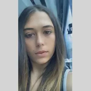 Laura, babysitter à Pontault Combault