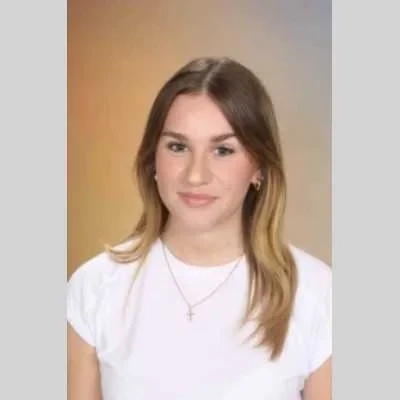 Sasha, babysitter à Saint Genes de Fronsac