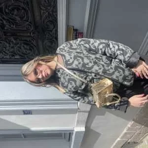 Camille , babysitter à Leforest