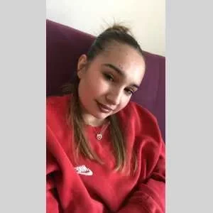 Orlane, babysitter à Cornille