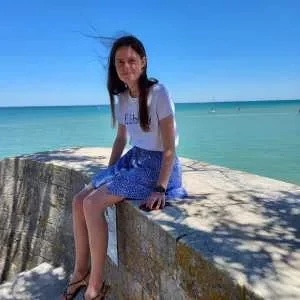 Clémence, babysitter à Saint Cyr sur Loire