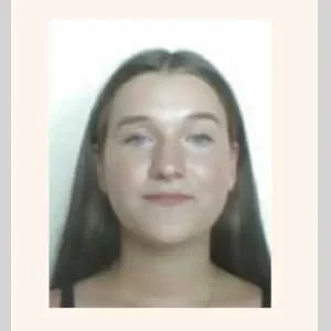 Laura, babysitter à Champigny sur Marne