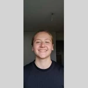 Inès , babysitter à Basse Goulaine