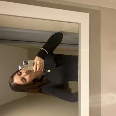 Annabelle , babysitter à Martigues