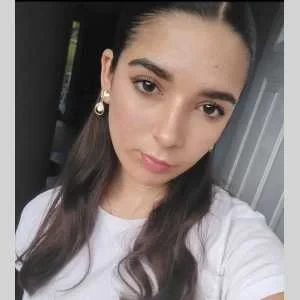 Camille, babysitter à Revel