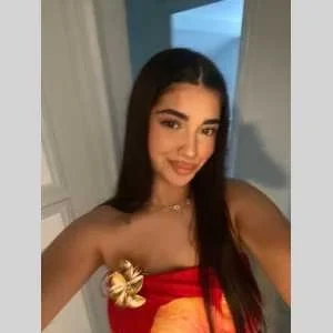 Linda , babysitter à Gonesse