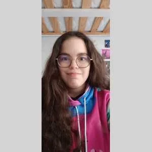 Sarah, babysitter à Chatillon